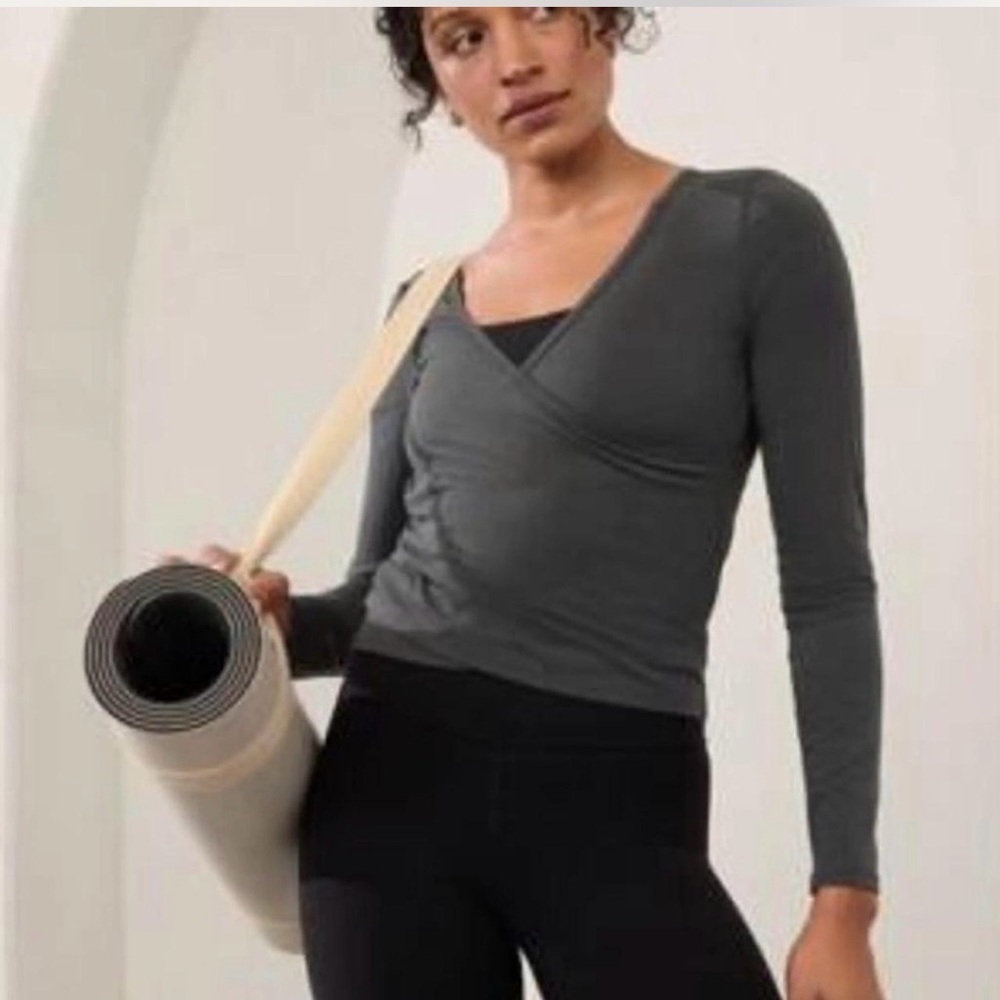 Athleta Fast Track Rib Reversible Top - Picture 15 of 15
